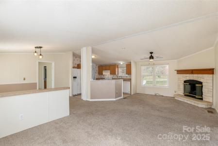 41 Little Hungry Road, Hendersonville, 노스 캐롤라이나 28792, 미국