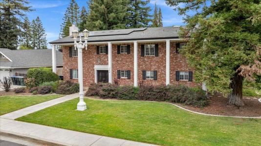 244 E Dorothea Court, Visalia, California 93277, Estados Unidos