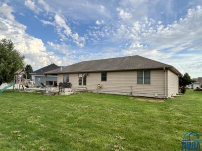 501 Huntington Ct, Sergeant Bluff, Iowa 51054