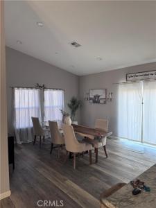 11843 Ivy, Hesperia, Калифорния 92345, Соединенные Штаты