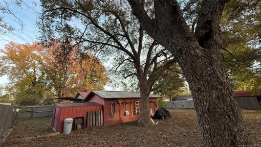 907 Kershaw Drive, Muskogee, Oklahoma 74401