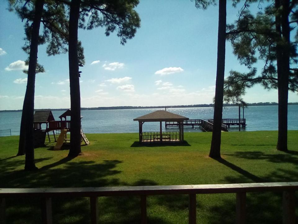 3638 Lake Breeze Lane, Crosby, Texas 77532