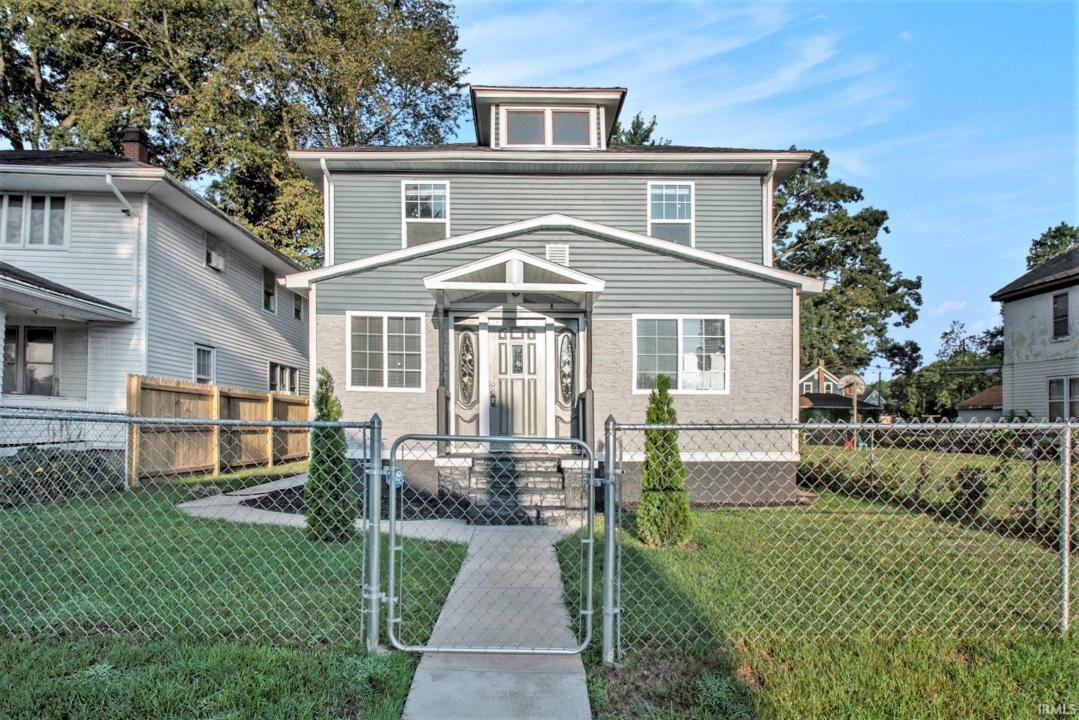 1043 N Johnson Street, South Bend, אינדיאנה 46628, ארצות הברית של אמריקה