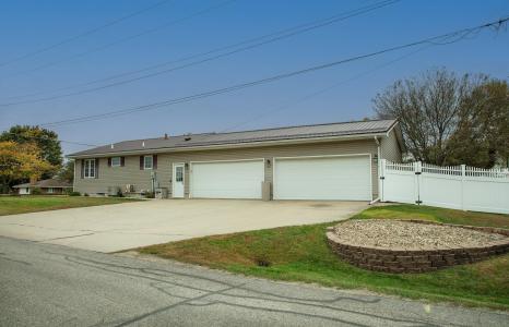 6611 Lafayette Road, Raymond, Iowa 50667, Estados Unidos