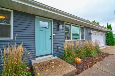 2610 S Elmwood Circle, Cross Plains, Wisconsin 53528, Estados Unidos