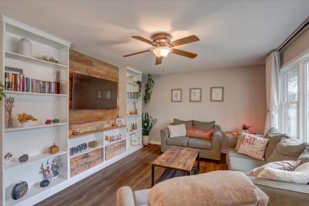 2610 S Elmwood Circle, Cross Plains, Wisconsin 53528, Estados Unidos