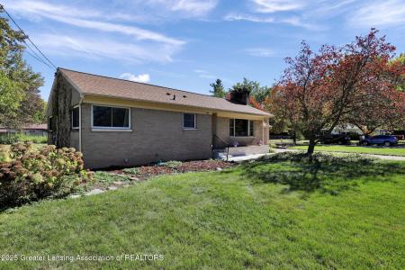 2206 Kuerbitz Drive, Lansing, Michigan 48906, USA