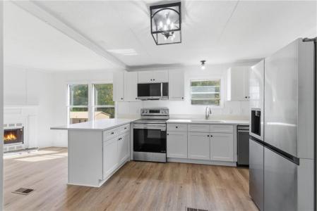 176 Westmoreland Meadows Drive, Cleveland, Georgia 30528