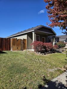 1297 NE 3rd Street, Redmond, Oregón 97756, Estados Unidos