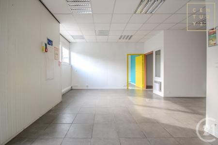 Maubeuge, 北部-加来海峡 59600, 法国