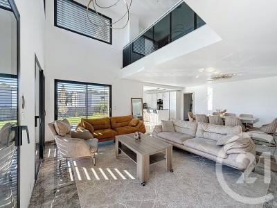 Grand Charmont, Franca Contea 25200, Francia