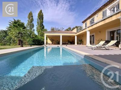 Beziers, Languedoc-Roussillon 34500, France