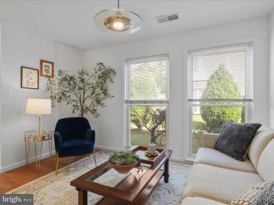 246 Stevenson Square N, Alexandria, Virgínia 22304, Estados Unidos