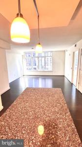 1025 1st Street SE , 614, Washington, Washington D.C. 20003, Estados Unidos