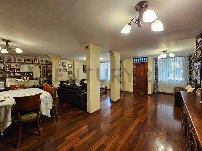 Jiron Federico Villarreal , Lima, Lima 00001, بيرو