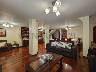 Jiron Federico Villarreal , Lima, Lima 00001, بيرو