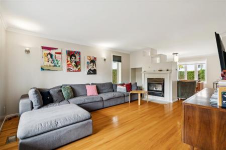 12270  Av. d'Auvergne, Saint-Hyacinthe, 퀘벡주 J2T 5B1, 캐나다