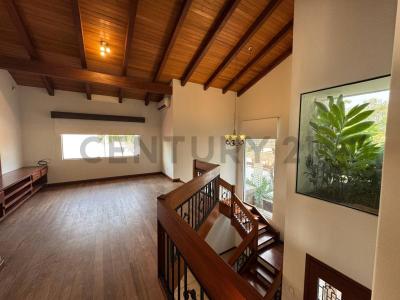 AVENIDA IBERICA CALLE 4 8, Las Palmas, Santa Cruz 00001, Bolívia