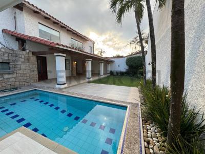 AVENIDA IBERICA CALLE 4 8, Las Palmas, Santa Cruz 00001, Bolívia