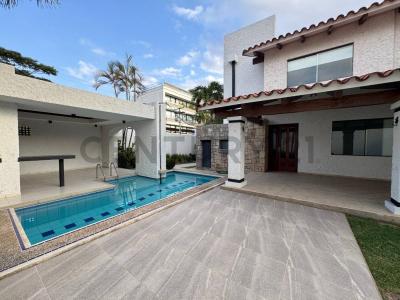 AVENIDA IBERICA CALLE 4 8, Las Palmas, Santa Cruz 00001, Bolívia