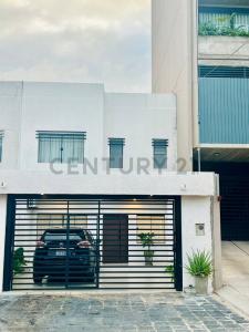 Equipetrol, Santa Cruz 00001, Bolivia