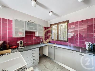 Uzes, Languedoc-Roussillon 30700, France