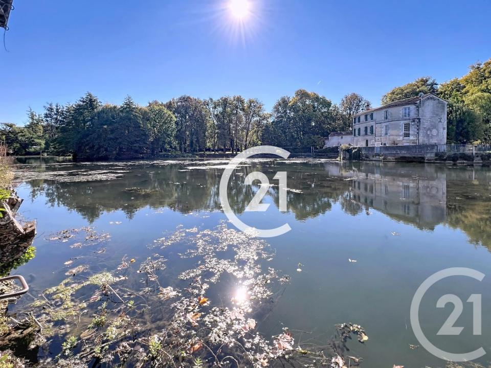 Jarnac, Poitou-Charentes 16200, France