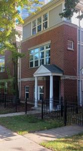 4922-B S Cornell Ave, Chicago, Illinois 60615, USA