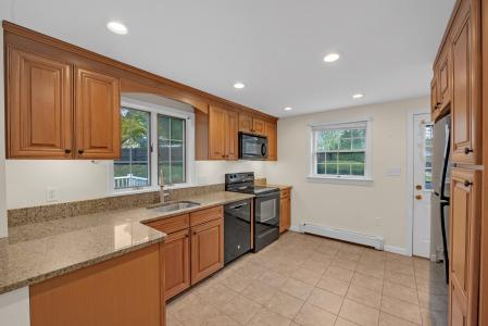 9 Lilah Circle, Wakefield, Массачусетс 01880, Соединенные Штаты