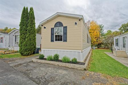 28 Matthews Dr, Castleton, نيويورك 12033, الولايات المتحدة