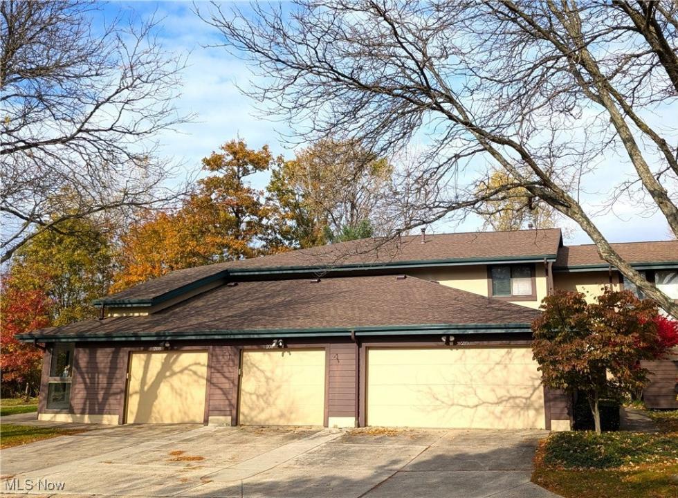 210 Teal Trace #210, Mayfield Heights, Ohio 44124, HOA KỲ
