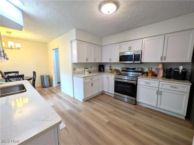 210 Teal Trace #210, Mayfield Heights, Ohio 44124, HOA KỲ