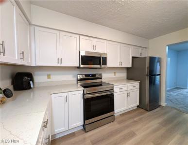 210 Teal Trace #210, Mayfield Heights, Ohio 44124, HOA KỲ