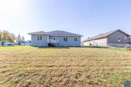 114 West Creek Drive, Lawton, 爱荷华州 51030, 美国