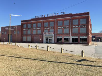 334/348 S Washington St., Rocky Mount, Caroline Du Nord 27801, États-Unis