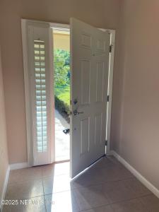 6937 Woody Vine Drive, Jacksonville, Florida 32258