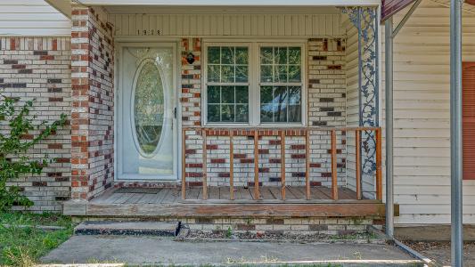 1918 Lynndale Street, Kennett, Missouri 63857