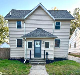 1214 Division Street, Webster City, Iowa 50595, USA