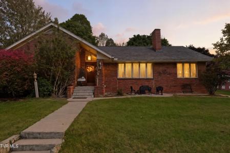 1202 NW Virginia Avenue, Norton, Wirginia 24273, USA