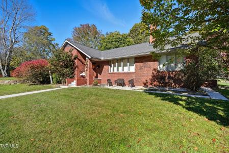 1202 NW Virginia Avenue, Norton, Wirginia 24273, USA