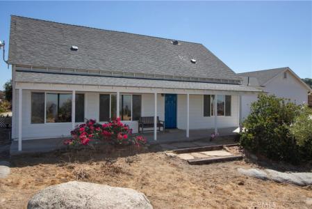 39330 Gray Squirrel, Temecula, California 92592, USA