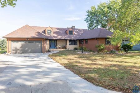 708 S KIEL ST, Holstein, Iowa 51025, USA