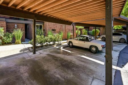 2756 Pine Creek, Fullerton, Kalifornia 92835, USA