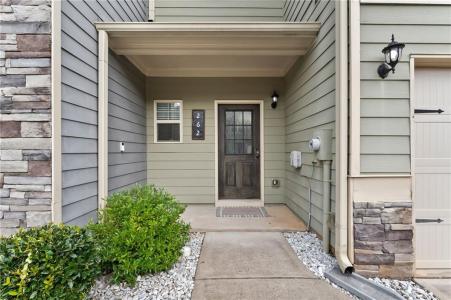 262 Valley Crossing, Kanton, Georgia 30114, USA