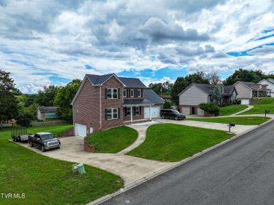 1864 Limestone Path, Morristown, Tennessee 37814, États-Unis