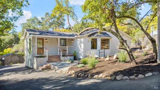 17285 Hillcrest Ave, Sonoma, 캘리포니아 95476, 미국