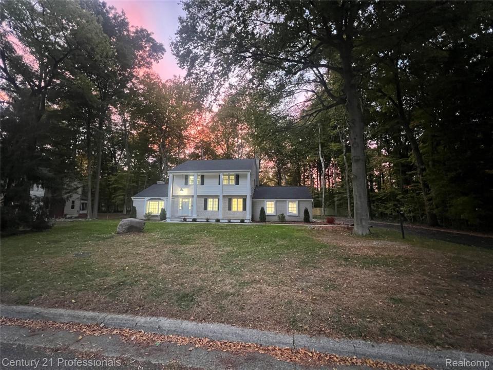 9421 Mapletree Drive, Plymouth, Michigan 48170