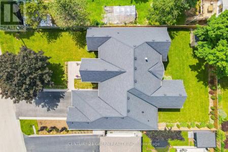 679 HIAWATHA BOULEVARD, Hamilton (ancaster), Ontario L9G 3A6, Canada