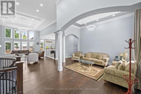 679 HIAWATHA BOULEVARD, Hamilton (ancaster), Ontario L9G 3A6, Canada