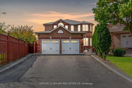 4 MOONSTONE COURT, Brampton, אונטריו L6Y 4Z8, קנדה 